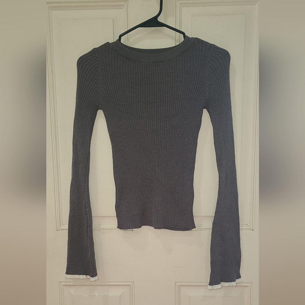 Cute long sleeve top